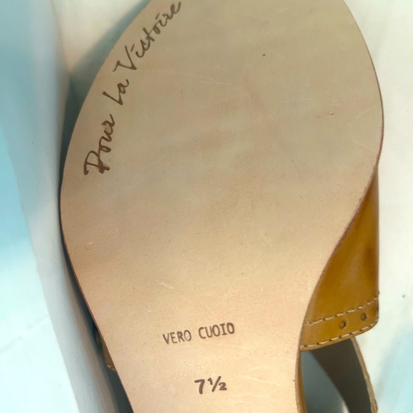 NWOT Pour La Victoire shoe - Picture 3 of 6